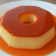 Um pedaço no copinho de 100 Gramas