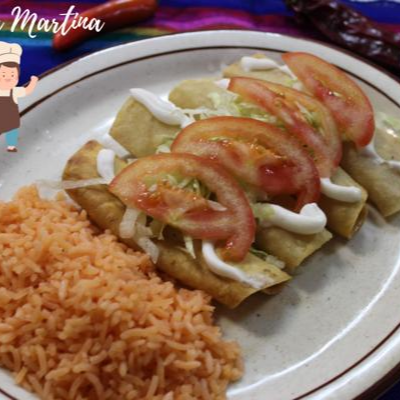 Flautas de Carne deshebrada