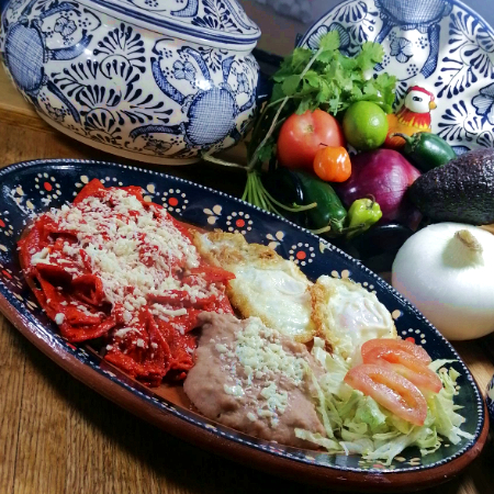 Chilaquiles rojos