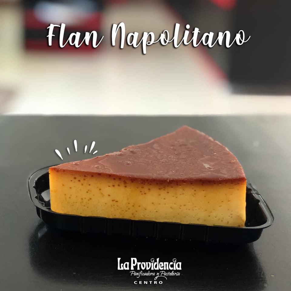 Rebanada Flan Napolitano