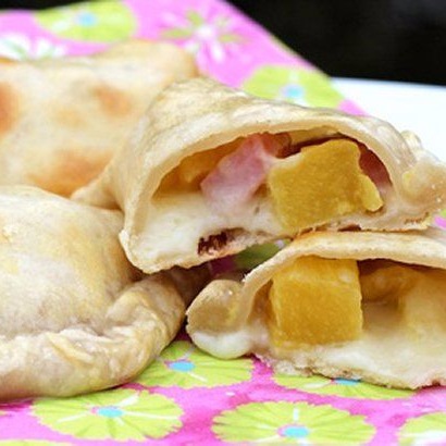 Empanada Hawaiana