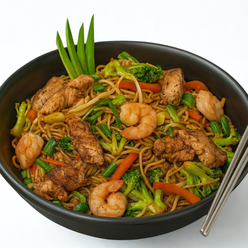 Chop Suey con Pollo y Camarón