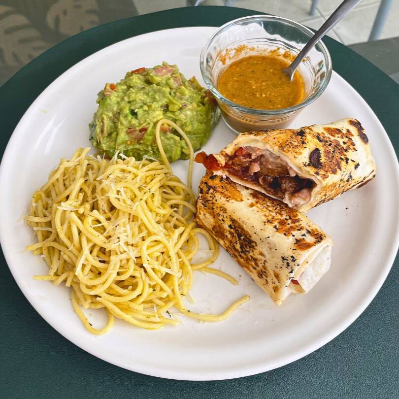 El Cumplidor Burrito Norteño