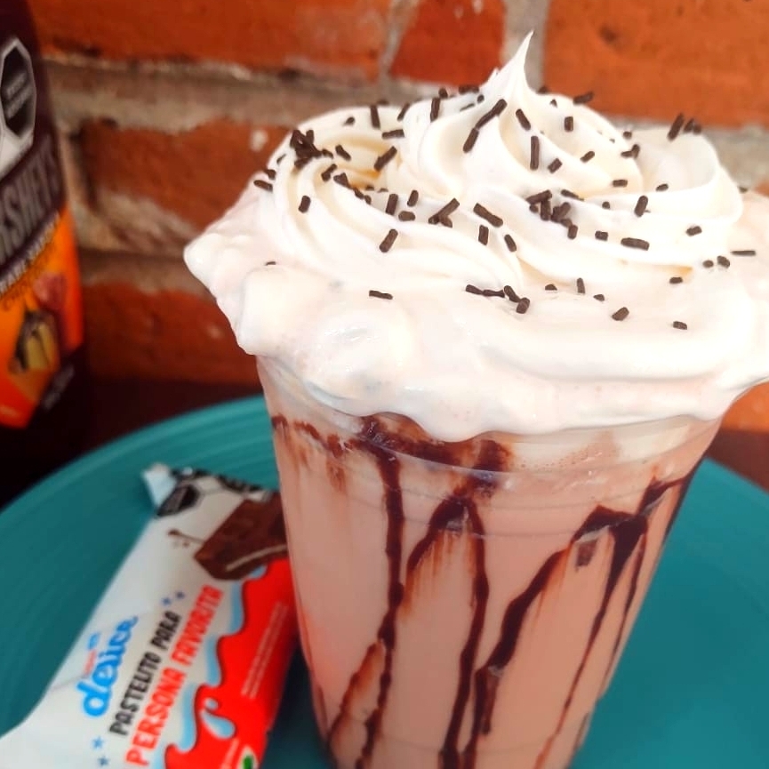 Malteada de Kinder Delice