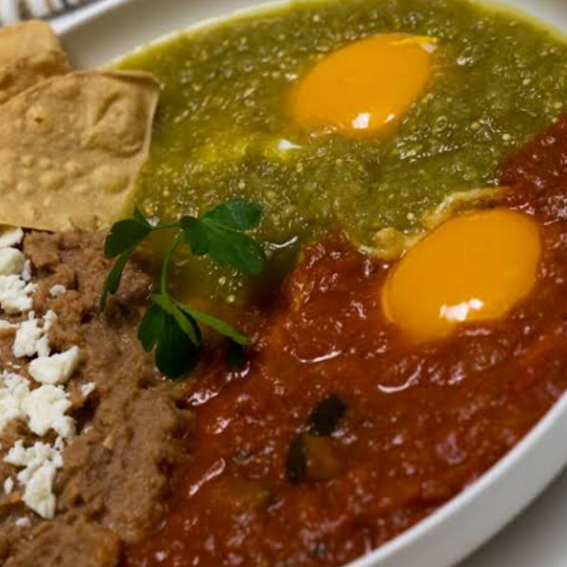 HUEVOS DIVORCIADOS