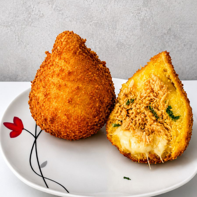 massa 100% mandioca recheio frango com requeijão