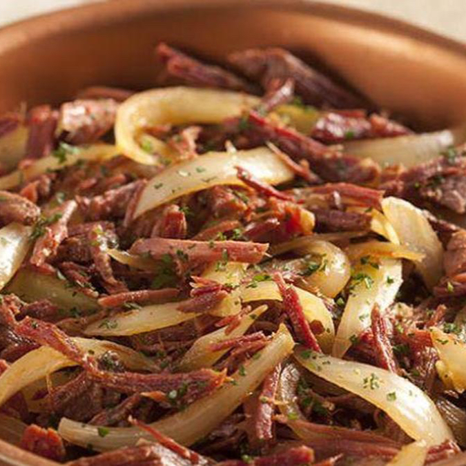 Acompanhamento: Baião de dois, Salada, Tropeiro e Farofa