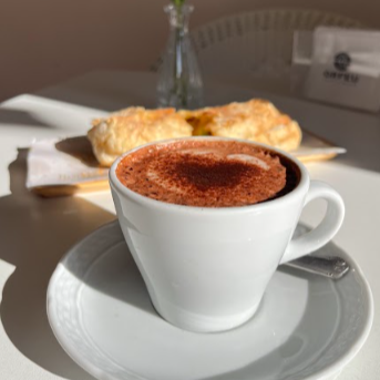 Chá caseiro feito com hortelã natural