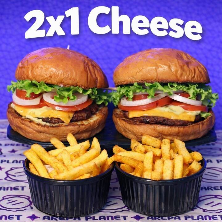 2x1 Cheeseburger + 2 Papas