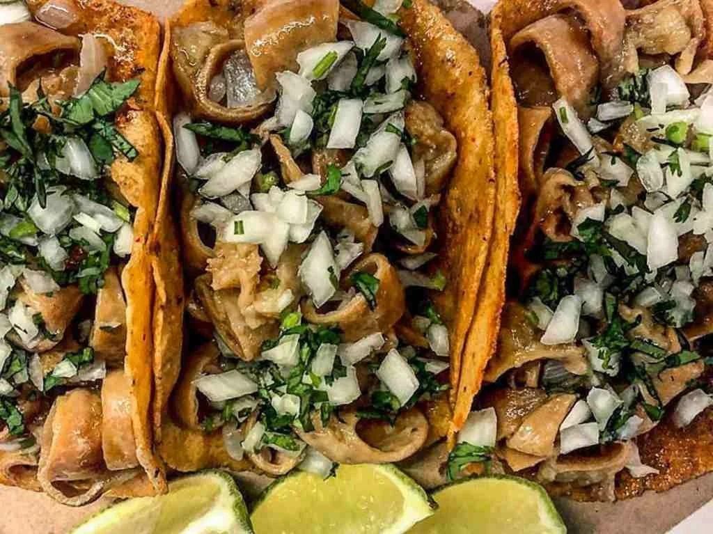 Orden de taquitos de Tripa 5 pza