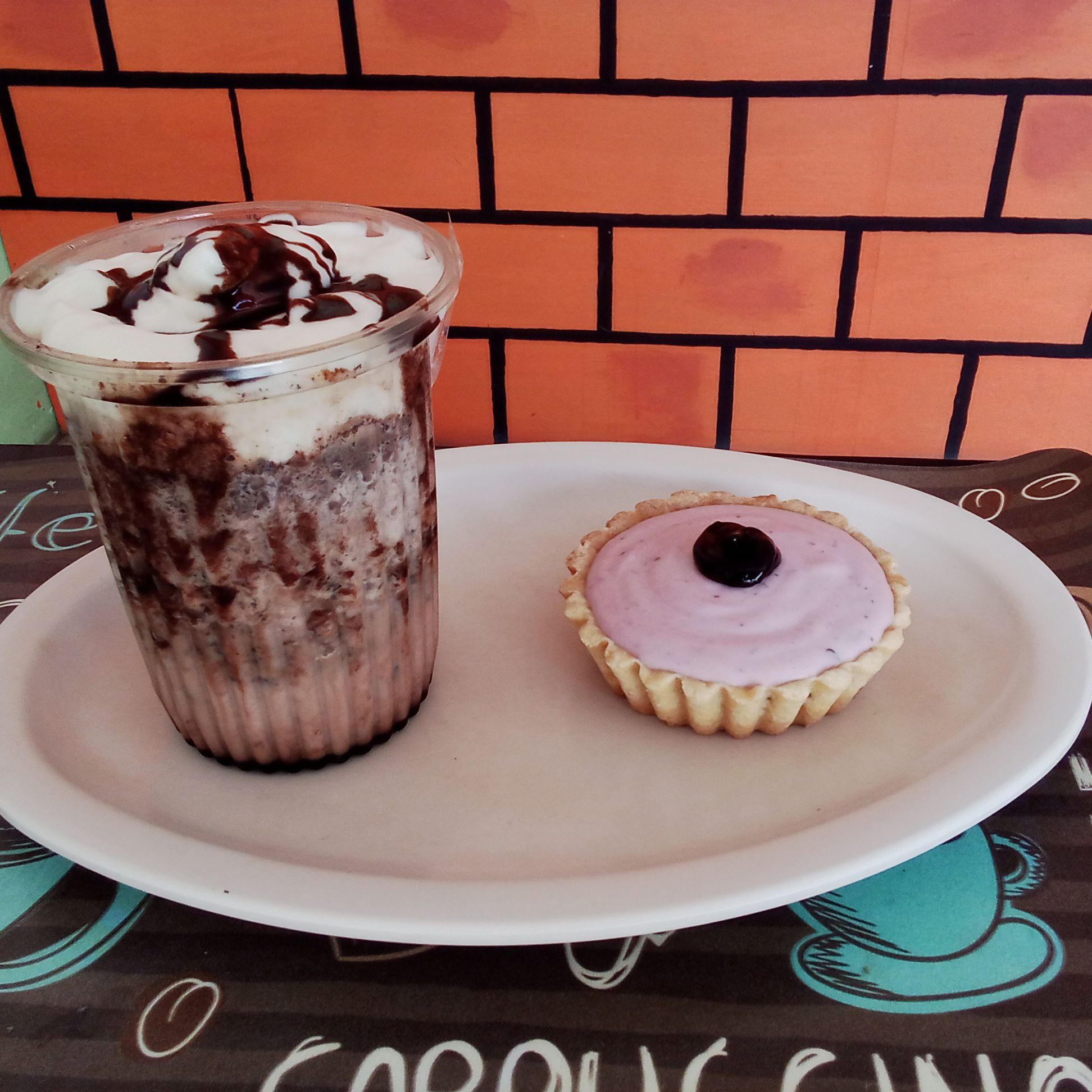 Buble Frappé de Chocolate y Tarta de Queso con
