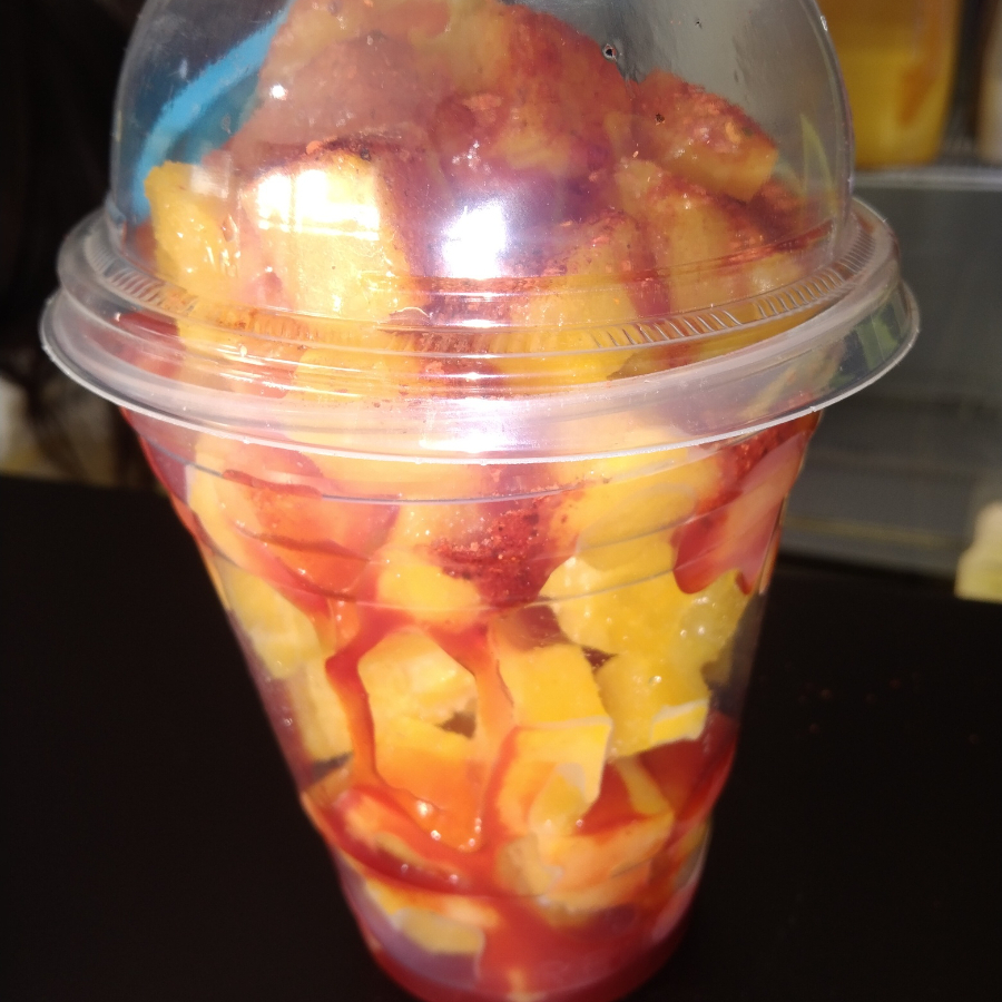 Mangos con Chamoy (En Cajita)