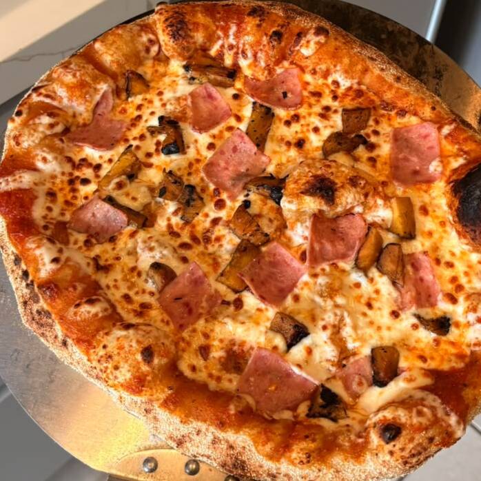 Pizza Hawaiana