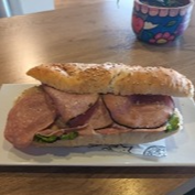 Baguette Carnes Frías