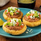 Gordita de Frijoles