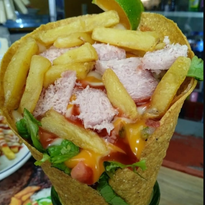 Cono de Chicharrón