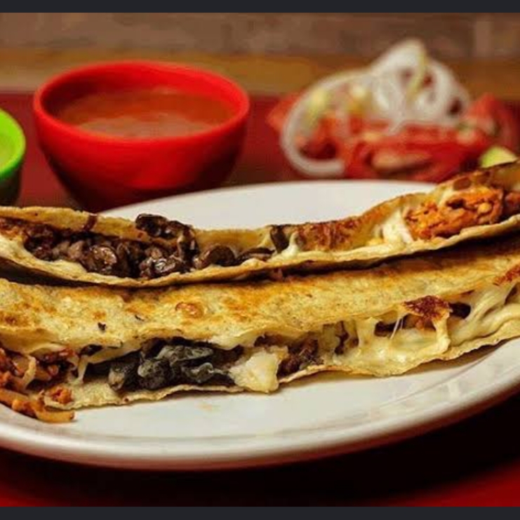 Machete de Costilla y Queso Oaxaca