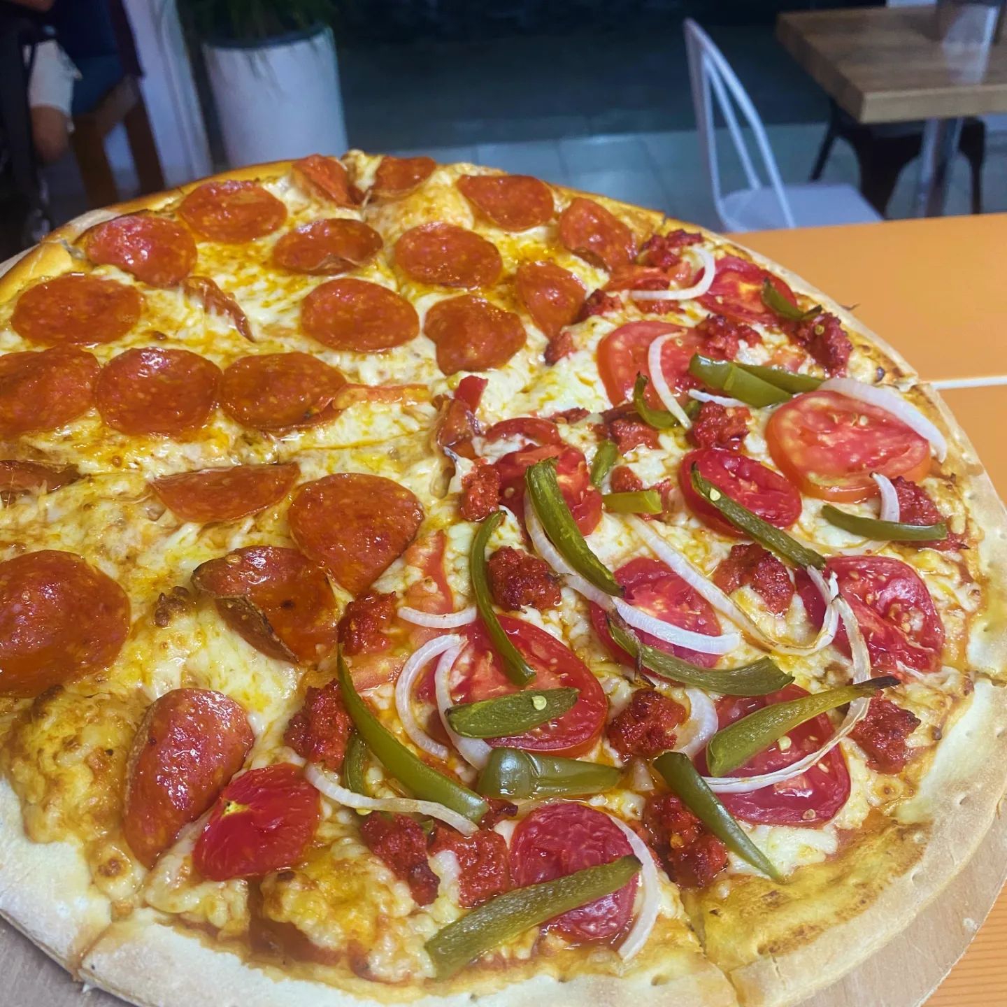 Pizza de 2 a 3 Ingredientes