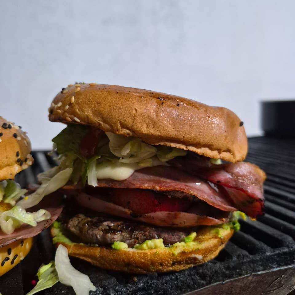 Gio Burguer