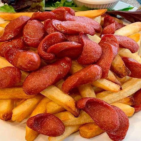 Salchipapas y chaufa