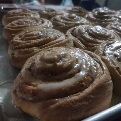 Rol de Canela Glaseado Pay de Limón