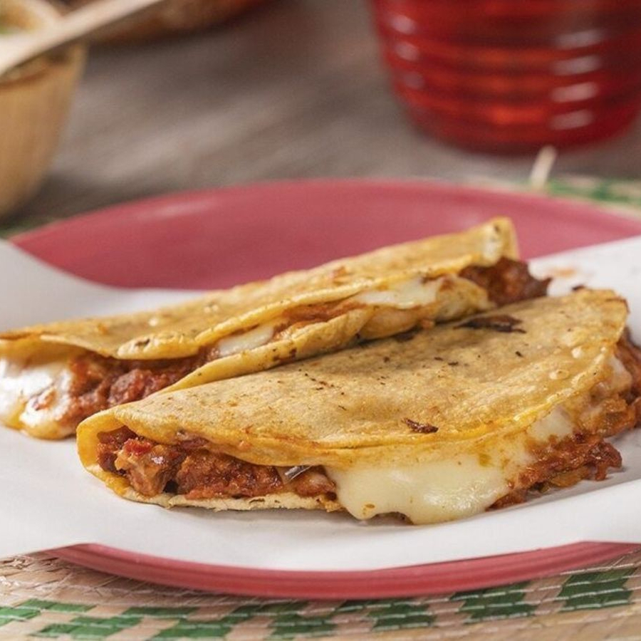 Quesadilla Carne Molida Encebollada