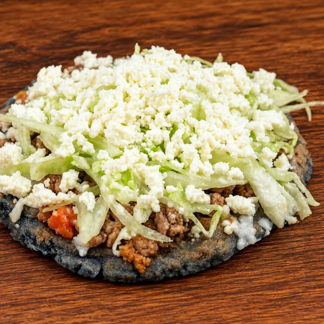Sope con Guisado
