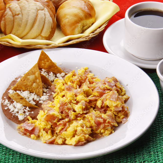 "HUEVOS CON JAMON"