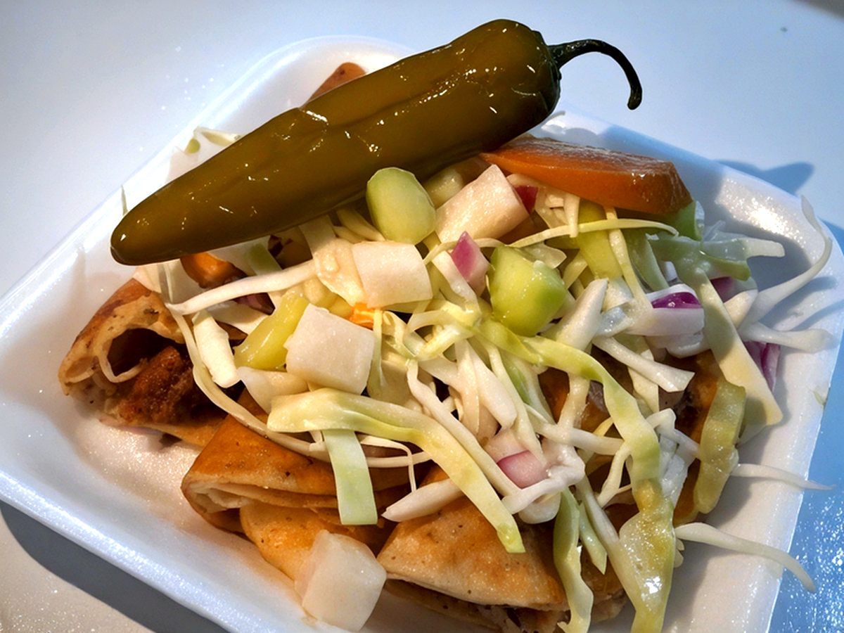 TACOS AL VAPOR "LA ENTRADA"