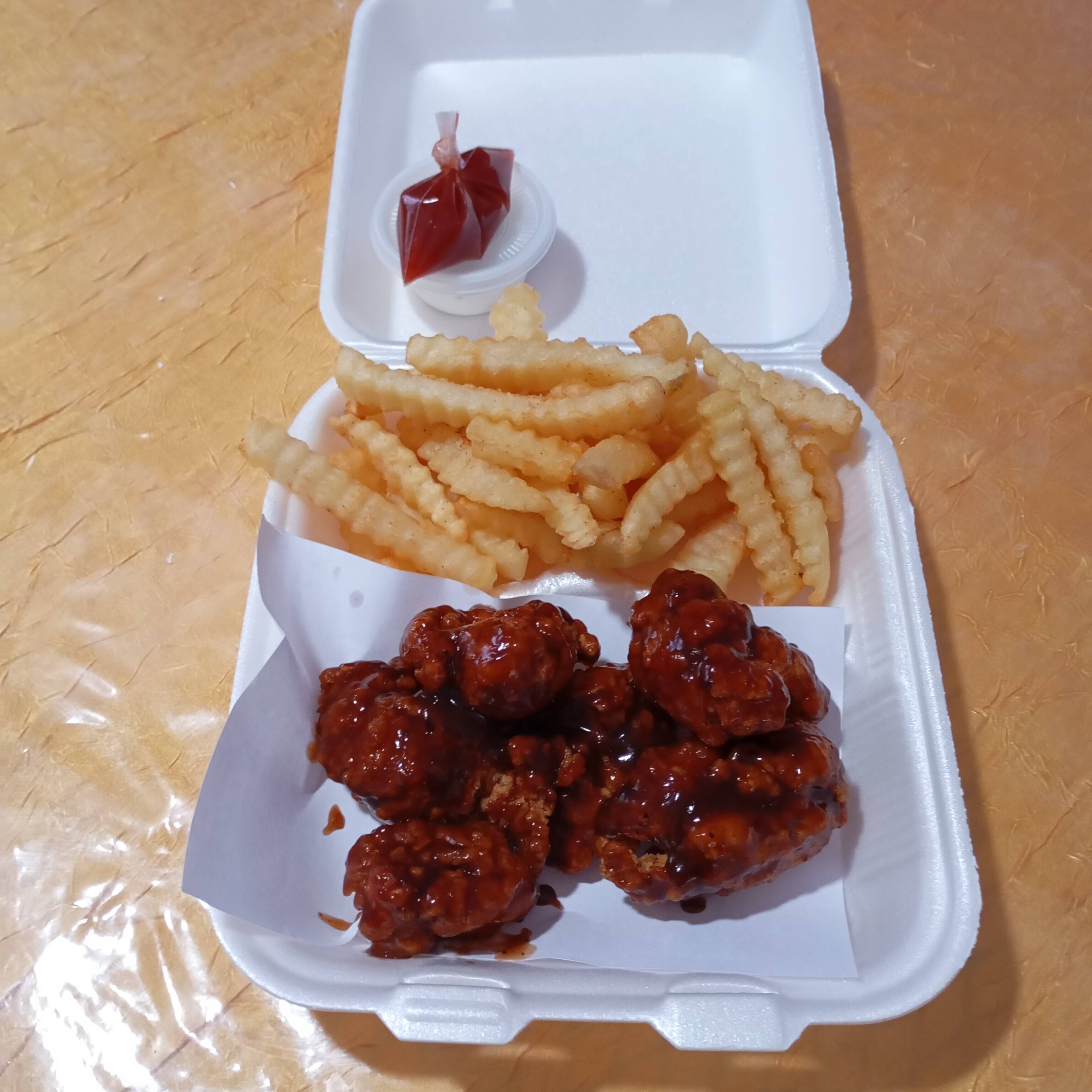 BONELESS BBQ 200 GR.