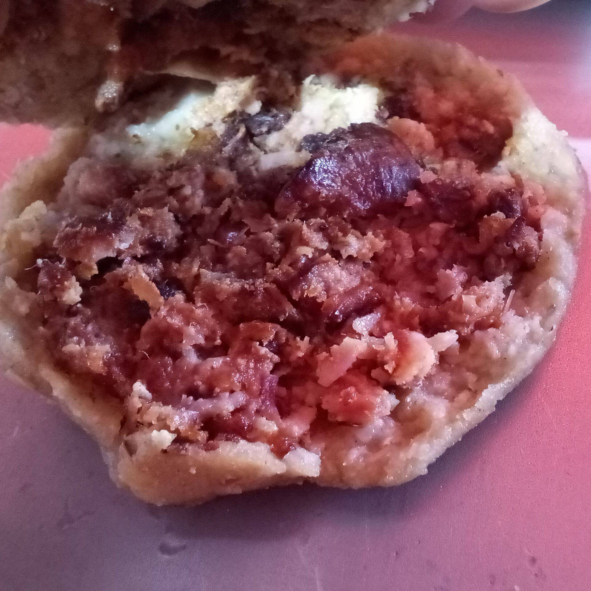 Gordita michoacana de tocino con queso