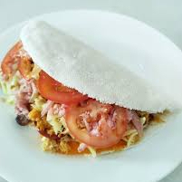 Tapioca Baiana: Frango, Calabresa, Azeitona, Tomate, Cheddar e Catupiry