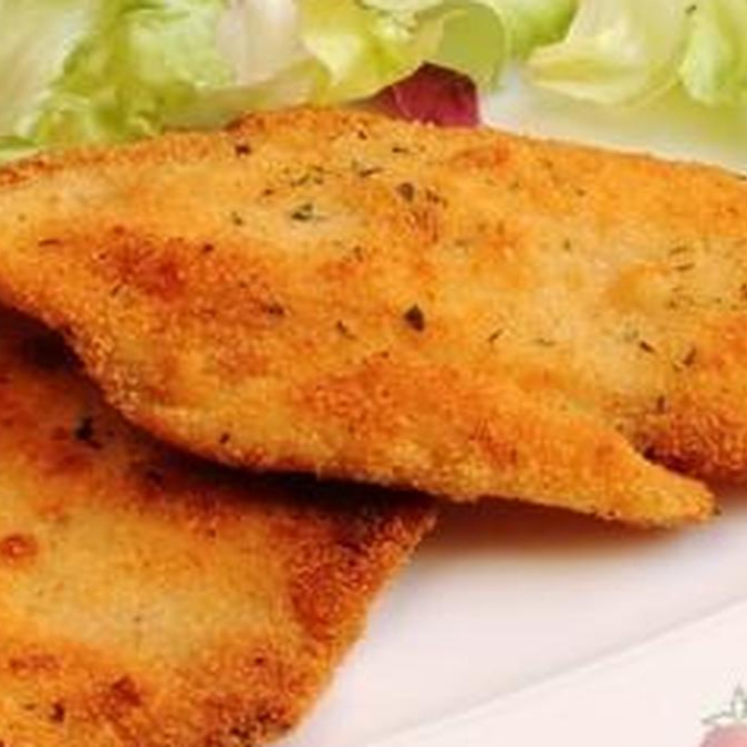 Acompanha Arroz, feijão, macarrão e farofa caseira.