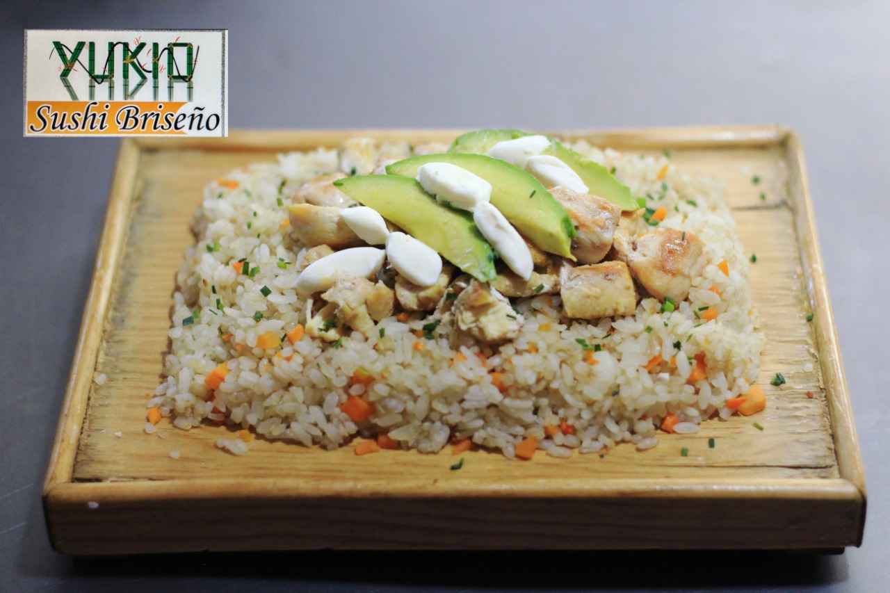 Yakimeshi !👌selecciona tu proteina favorita