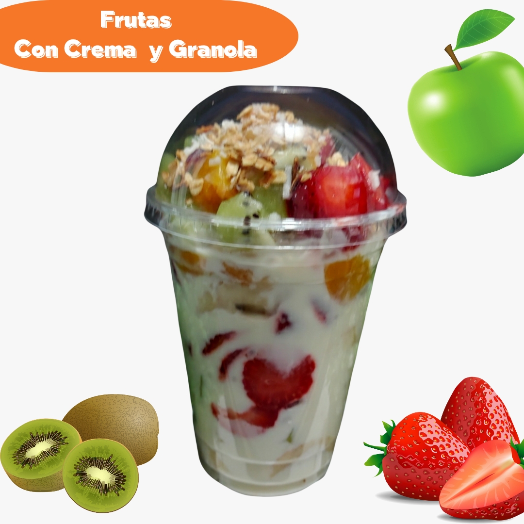 Frutas con Crema de la Casa y Granola (20 Oz)
