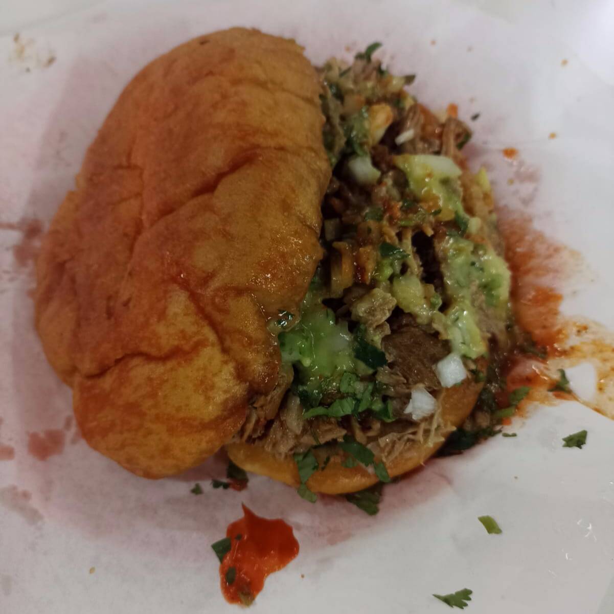 Tortas de Carnitas