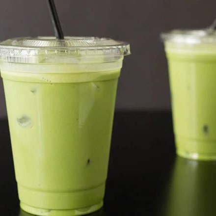 Matcha en las rocas 16oz