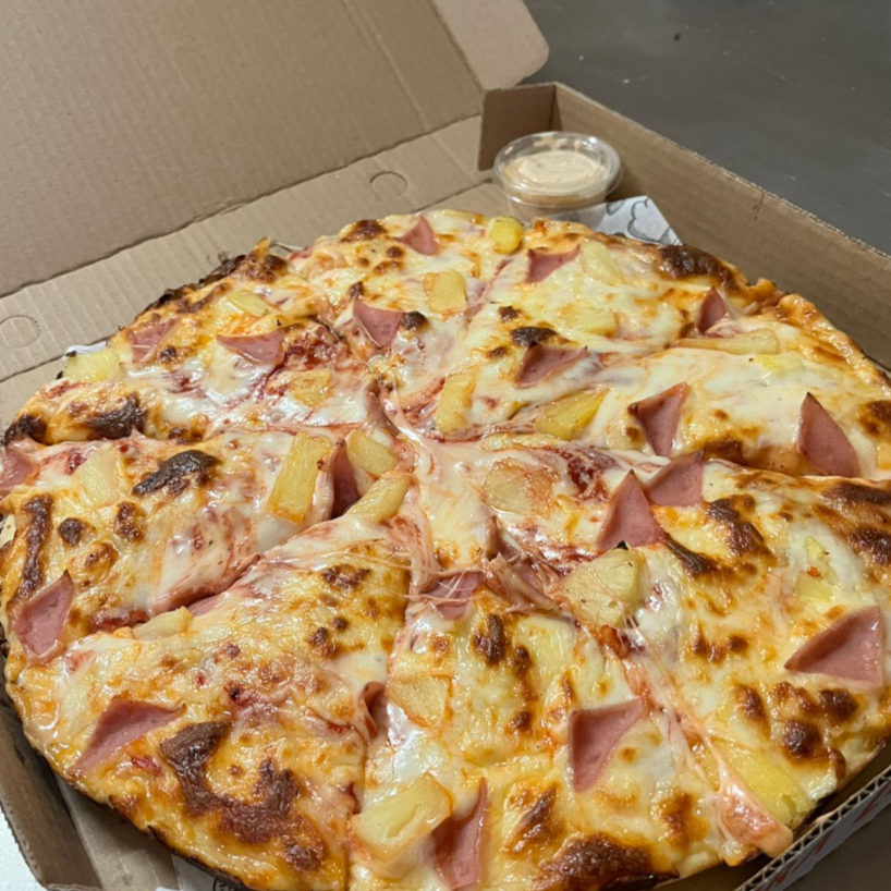 Pizza Hawaiana
