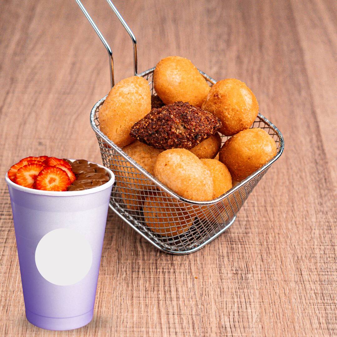Combo Perfeito: 12 Salgados + Açaí Premium Nutella Com Morango O Combo Mais Desejado Do Momento! Salgados Crocantes, Fritos Na Hora, Juntos Com Um Açaí Premium Coberto Com Nutella E Morangos Frescos . Uma Explosão De Sabor Que Vai Dominar Seu Paladar! Peça Agora E Descubra Por Que Esse É O Mais Pedido Do App!
