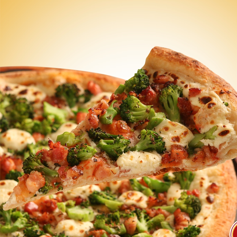 Brócolis, mussarela, catupiry e bacon