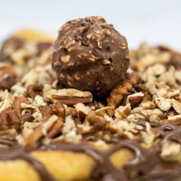 Crepa de NUTELLA con FERRERO Rocher y Nuez