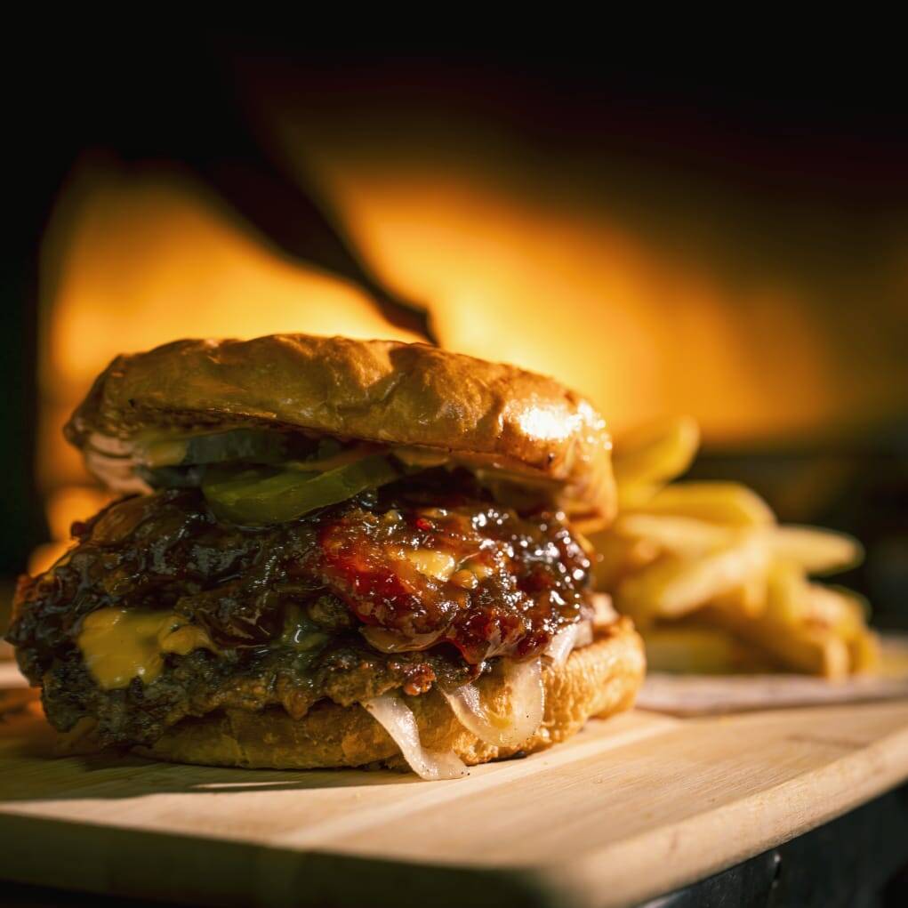 Sweet Bacon Smash Spicy con Papas