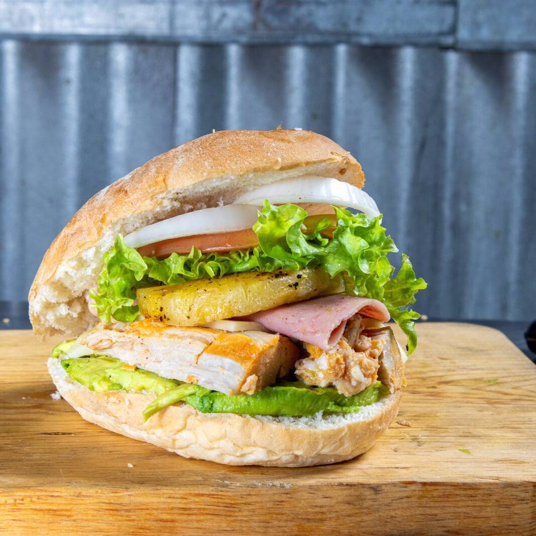 TORTA HAWAIANA