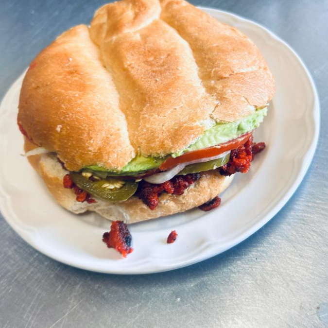 Torta de Chorizo C/Queso Oaxaca