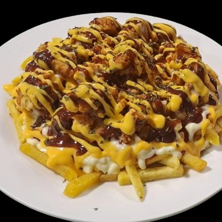 Papas con Pollo BBQ +te Frio