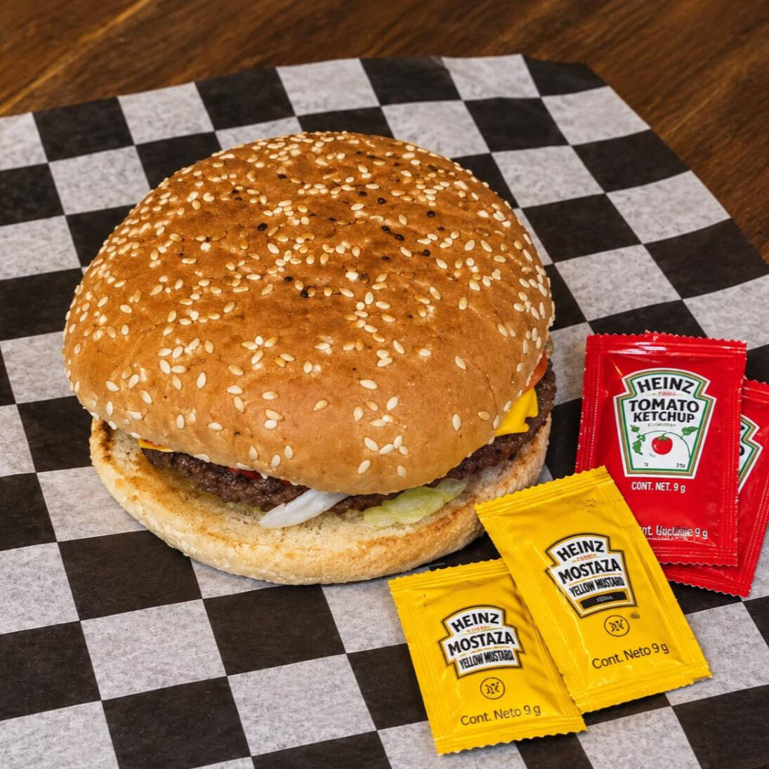 Hamburguesa Tradicional Sencilla (90gr)