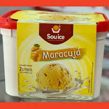 Deleite-se com o nosso 'Pote 2l Carioca', uma verdadeira maravilha em forma de sorvete. Esta deliciosa combinação de sorvete de baunilha e chocolate, suave e cremoso, traz uma incrível mistura de sabores que derretem na boca. Cada colherada é uma experiência única, encantando com a sutileza da baunilha e a riqueza do chocolate. Com 2 litros de pura indulgência, este pote é o complemento perfeito p