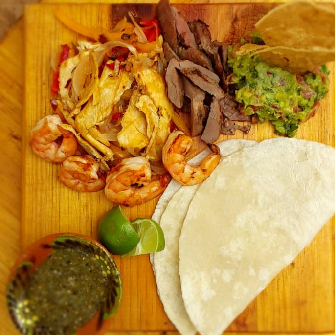 Fajitas Mar y Tierra