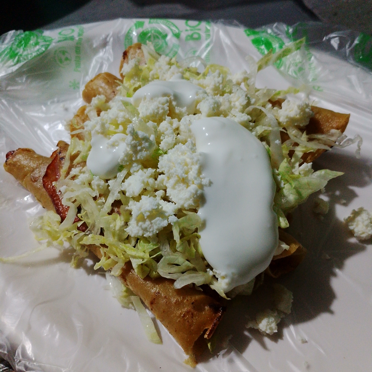 Tacos Dorados. Opciónes de Guisados
