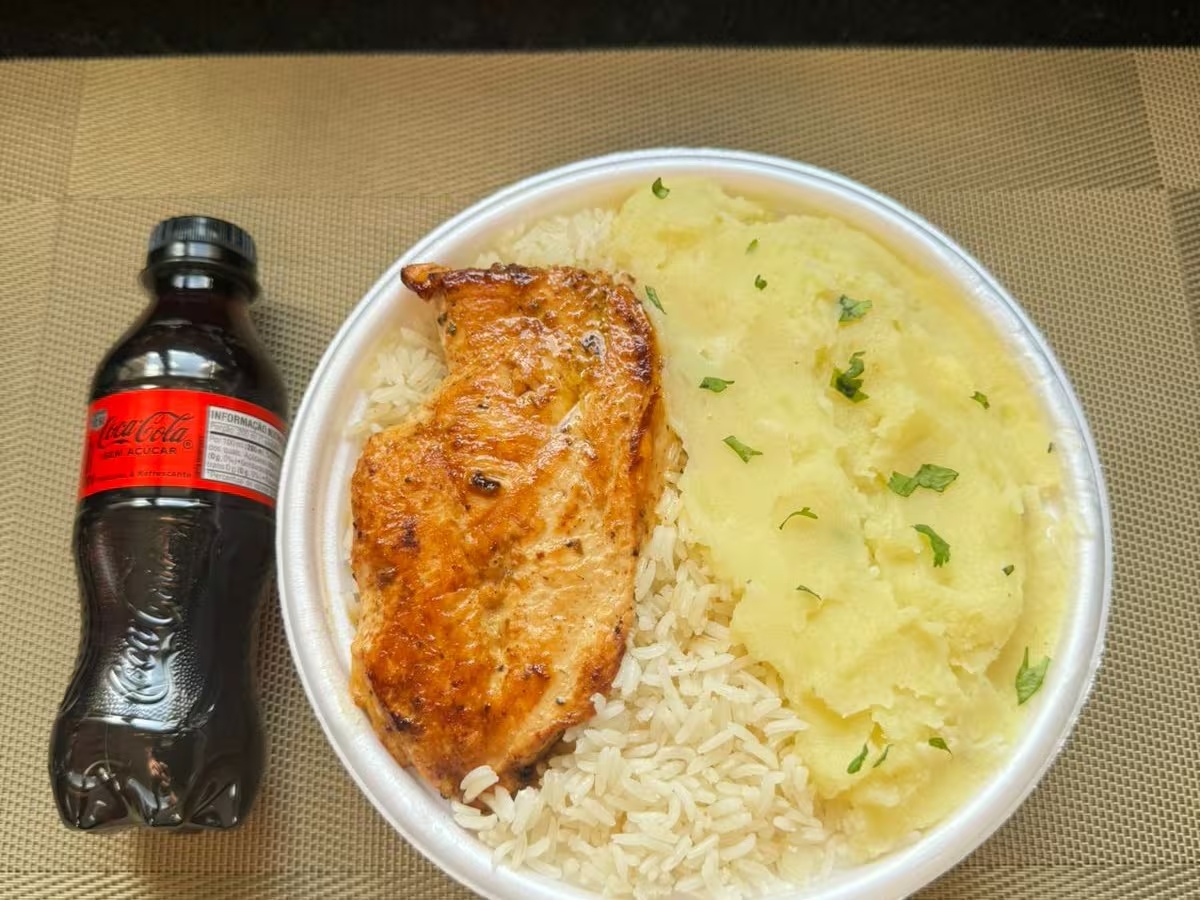 D Quadros Sabores Do Almoço